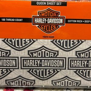 Queen sized sheet set Harley Davidson design